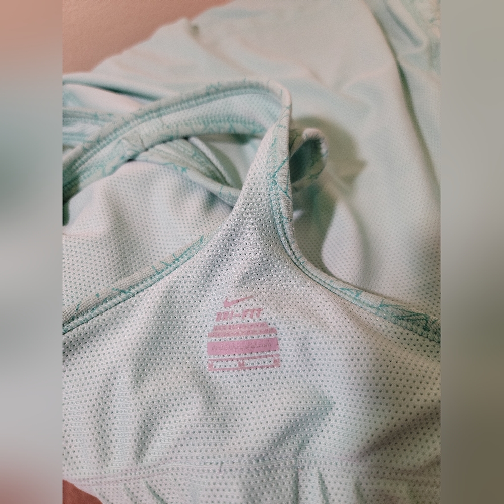 Nike Dri Fit Tank - Picture 5 of 6
